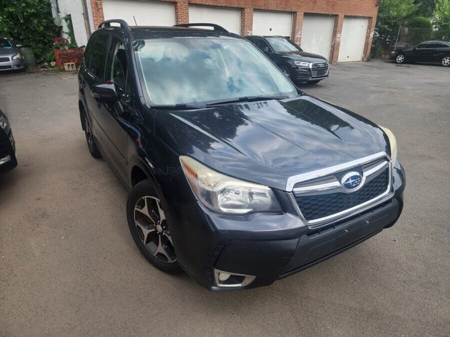 2014 SUBARU Forester