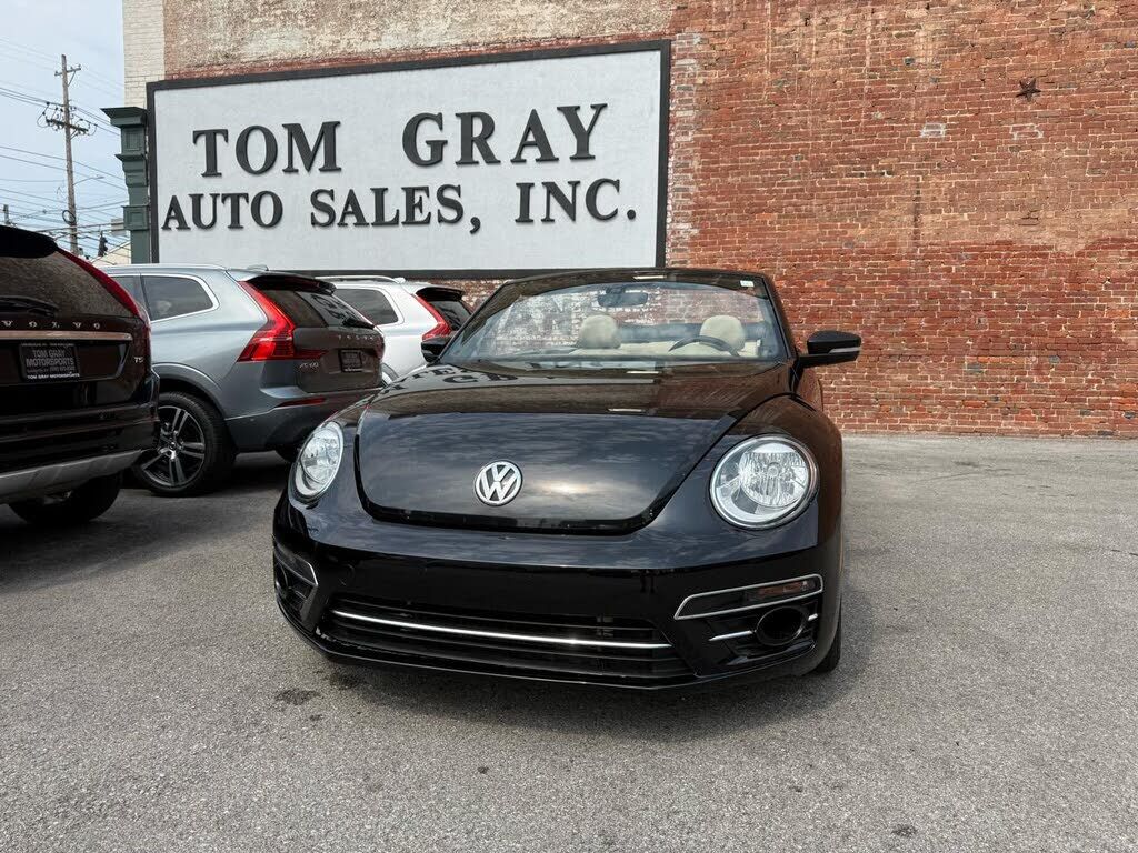 2017 VOLKSWAGEN Beetle