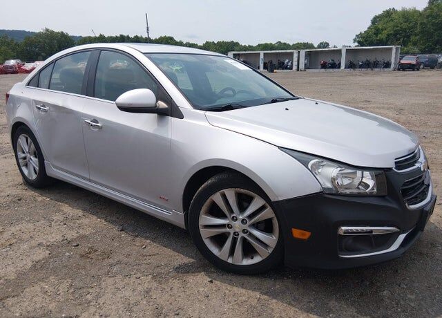 2015 CHEVROLET Cruze