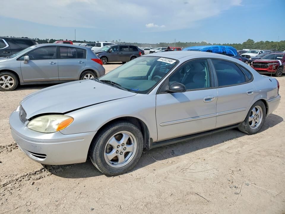 2004 FORD Taurus
