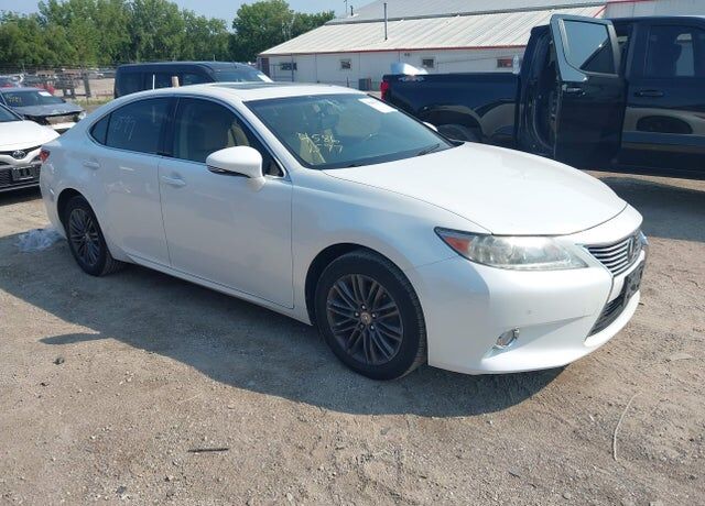 2013 LEXUS ES