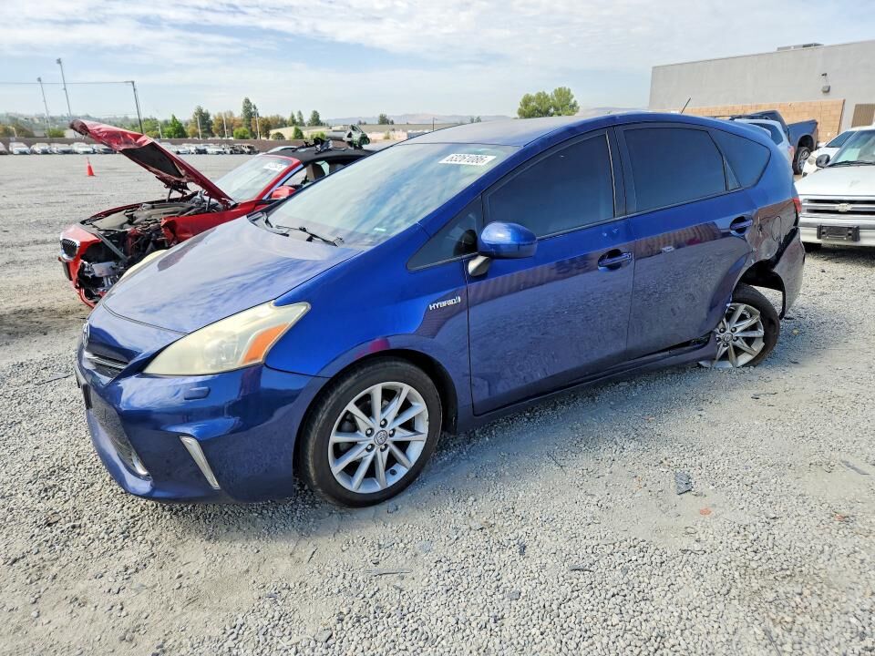 2013 TOYOTA Prius