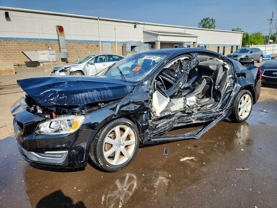 2016 VOLVO S60