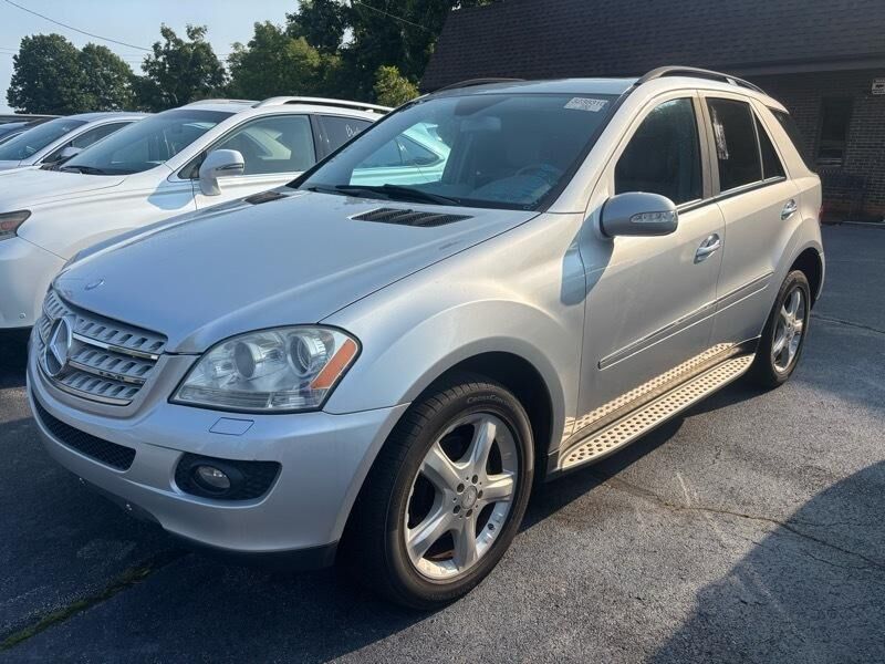 2008 MERCEDES-BENZ M-Class