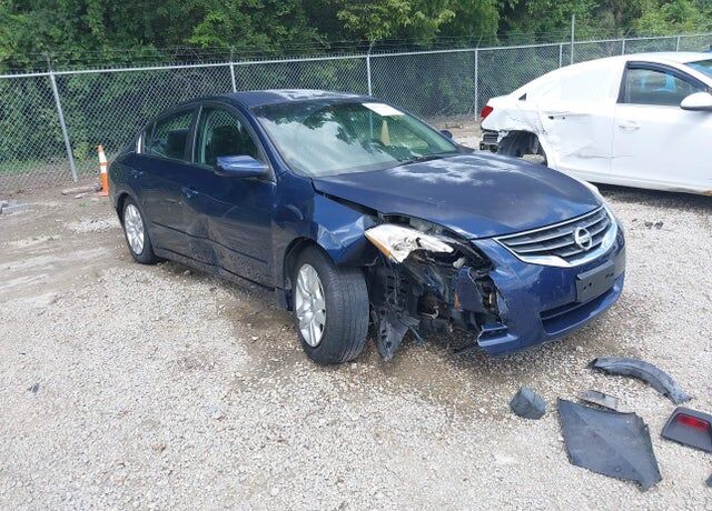 2012 NISSAN Altima