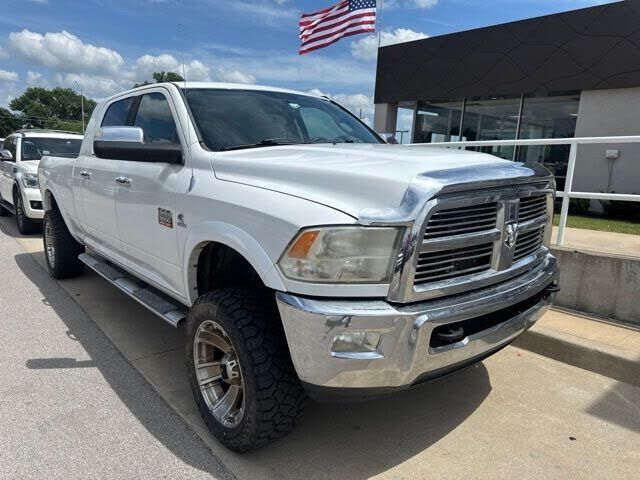 2011 DODGE Ram