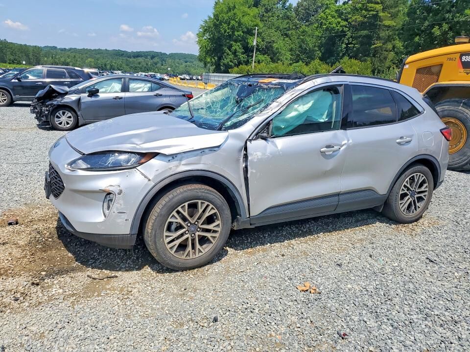 2020 FORD Escape