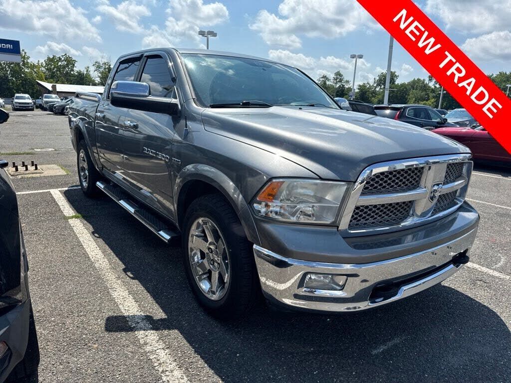 2012 DODGE Ram