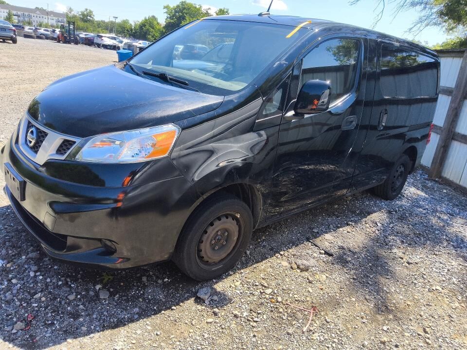 2021 NISSAN NV200