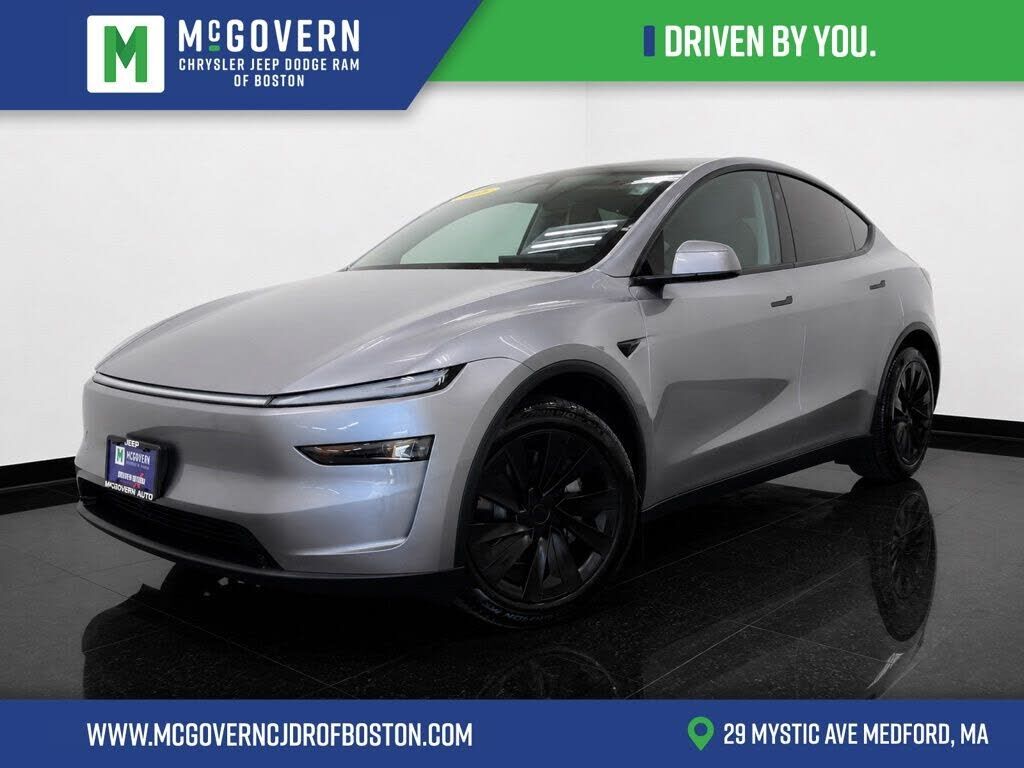 2026 TESLA Model Y