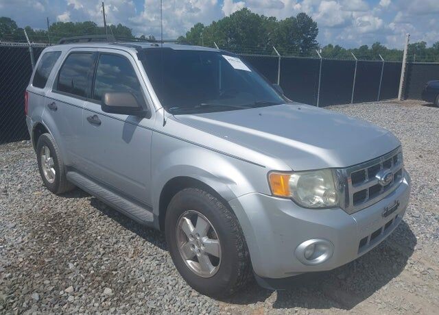 2011 FORD Escape