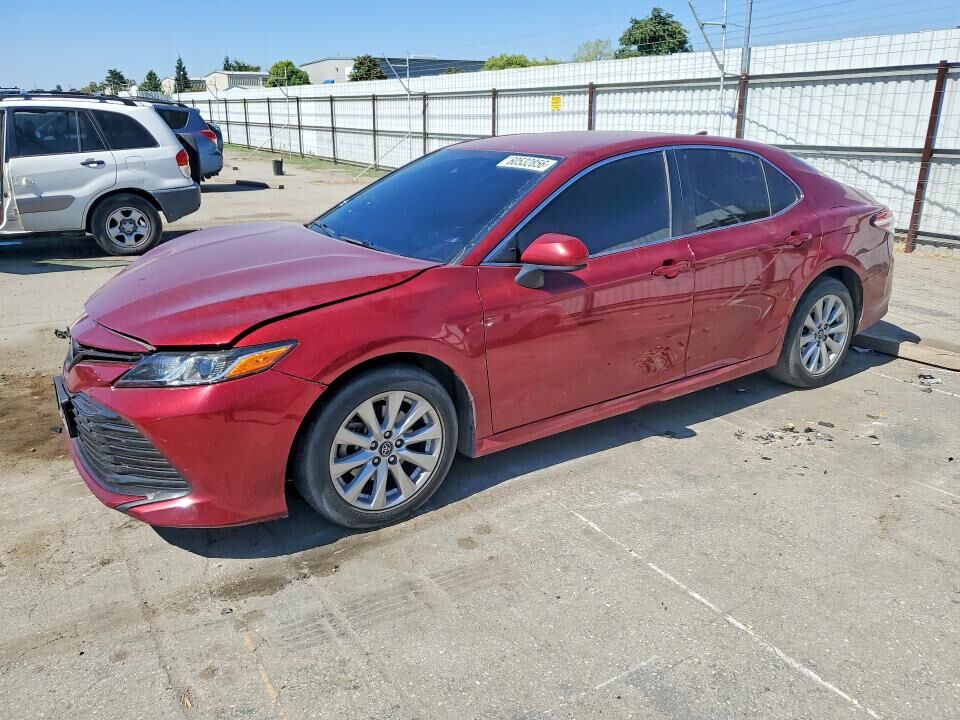 2019 TOYOTA Camry