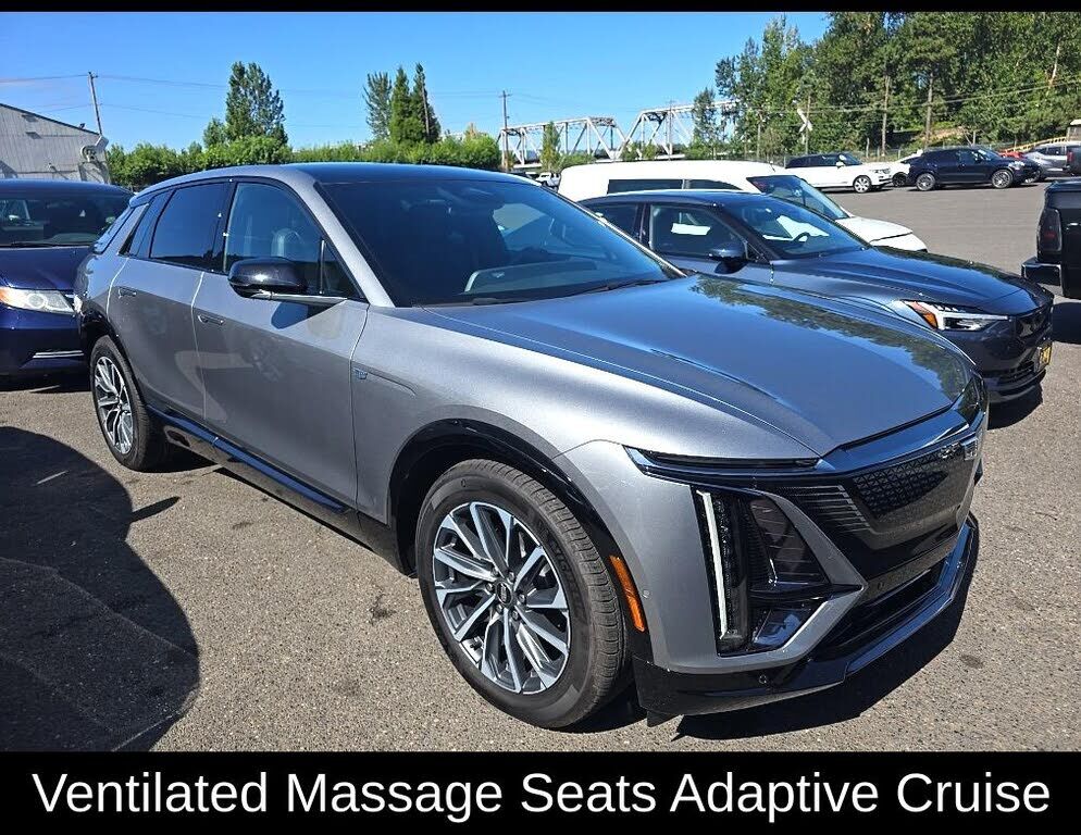 2024 CADILLAC Lyriq