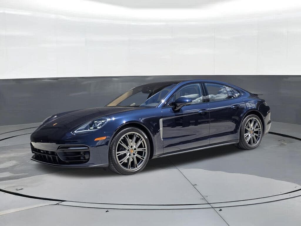2023 PORSCHE Panamera
