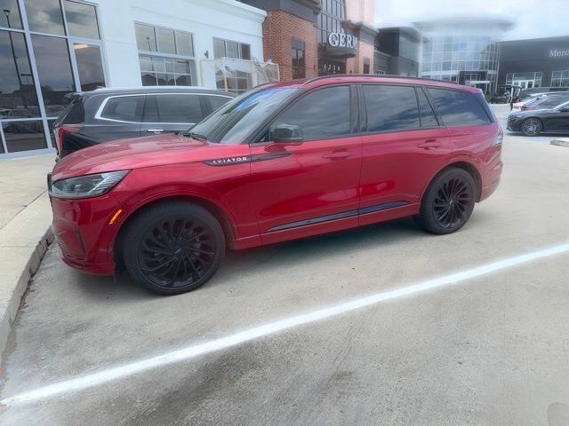 2025 LINCOLN Aviator