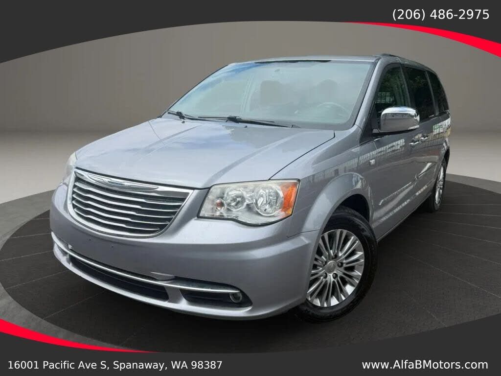 2014 CHRYSLER Town and Country