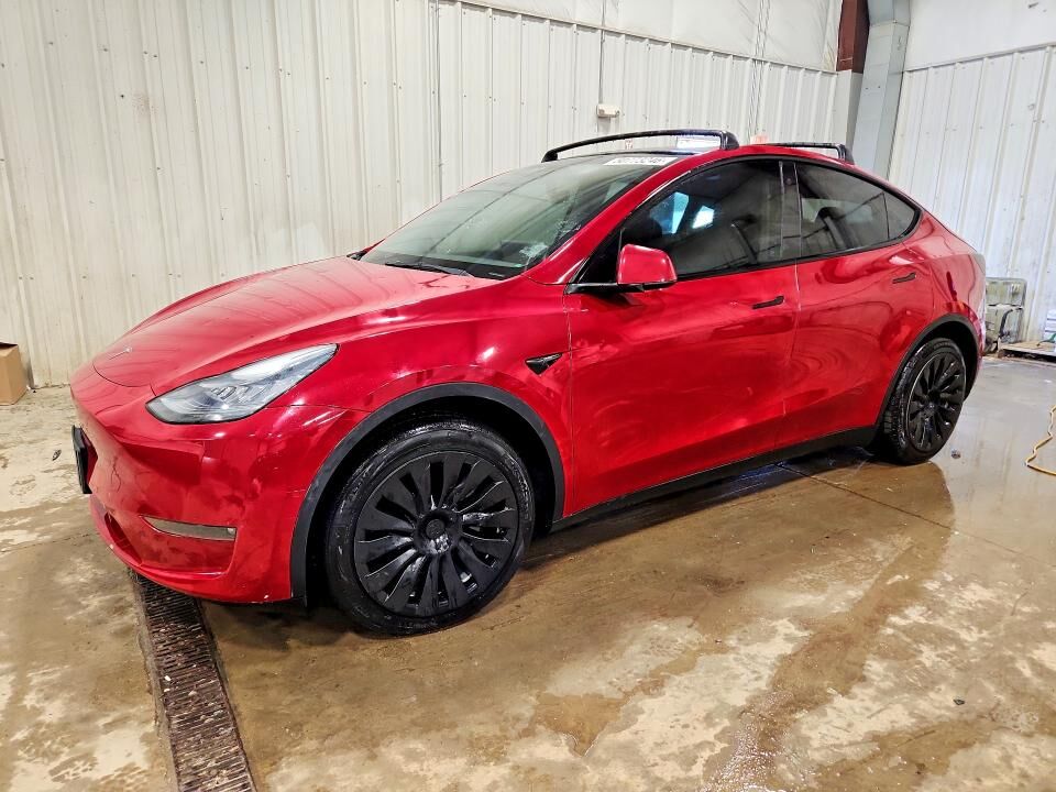 2021 TESLA Model Y
