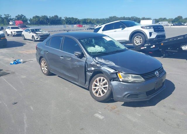 2014 VOLKSWAGEN Jetta
