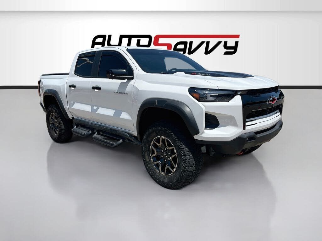2024 CHEVROLET Colorado