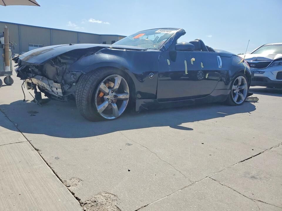 2006 NISSAN 350Z