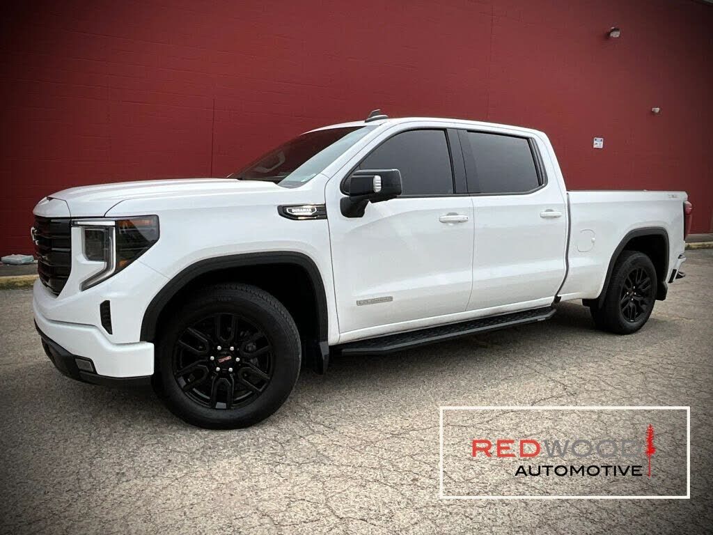 2023 GMC Sierra