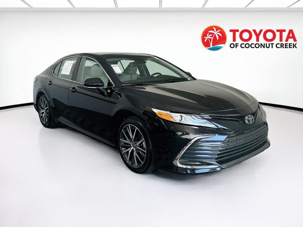 2024 TOYOTA Camry