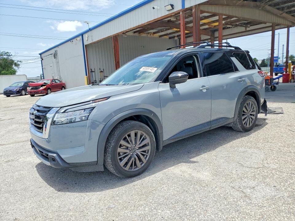 2024 NISSAN Pathfinder