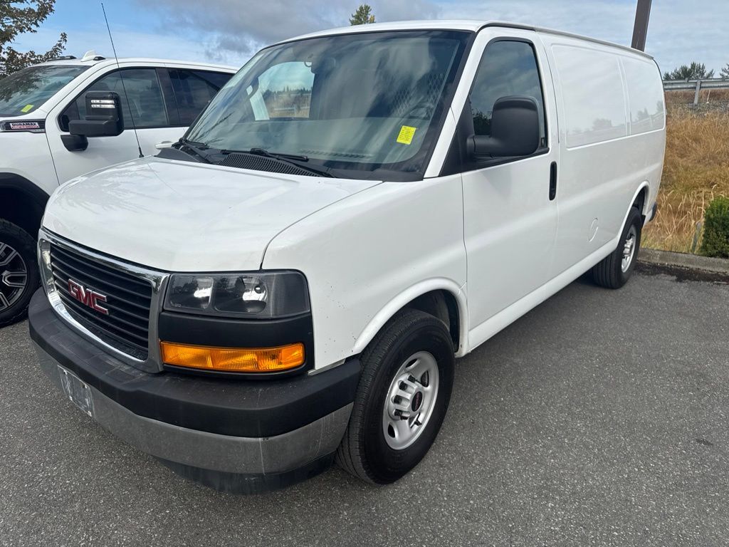 2018 GMC Savana