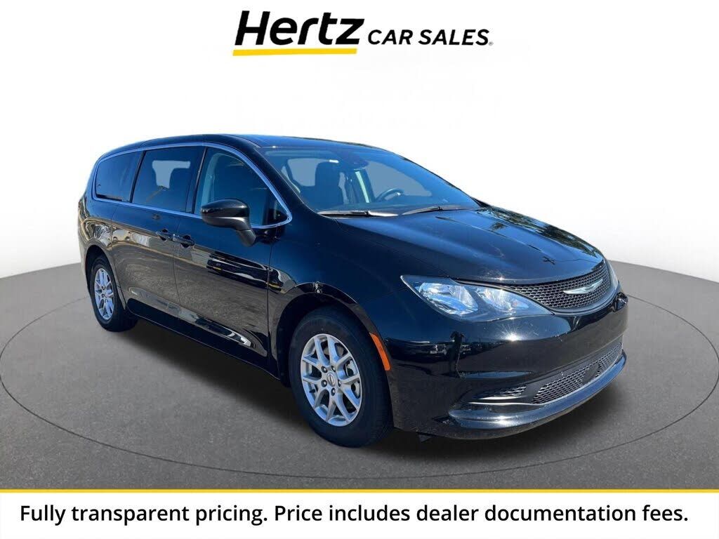 2024 CHRYSLER Voyager