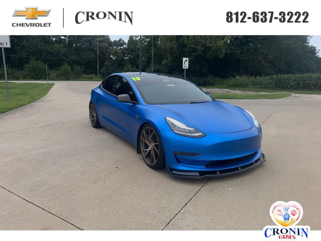 2018 TESLA Model 3