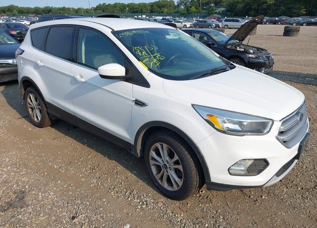 2017 FORD Escape