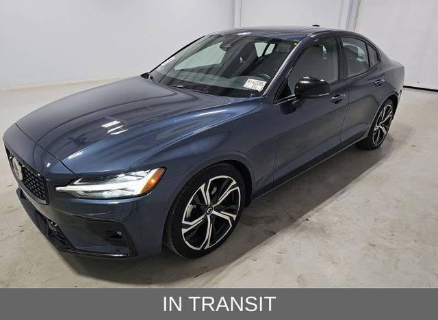 2024 VOLVO S60