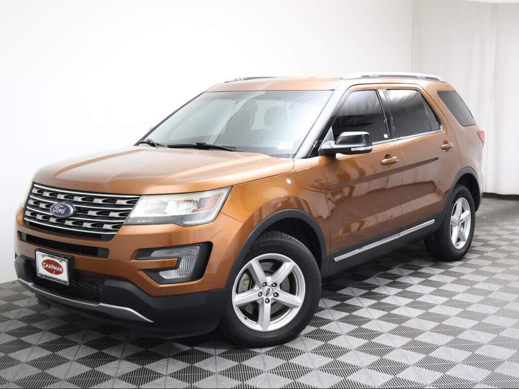 2017 FORD Explorer