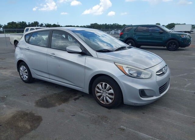 2016 HYUNDAI Accent