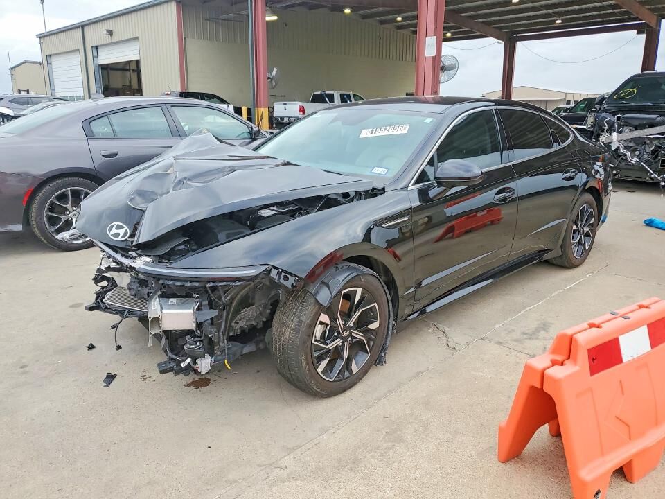 2025 HYUNDAI Sonata
