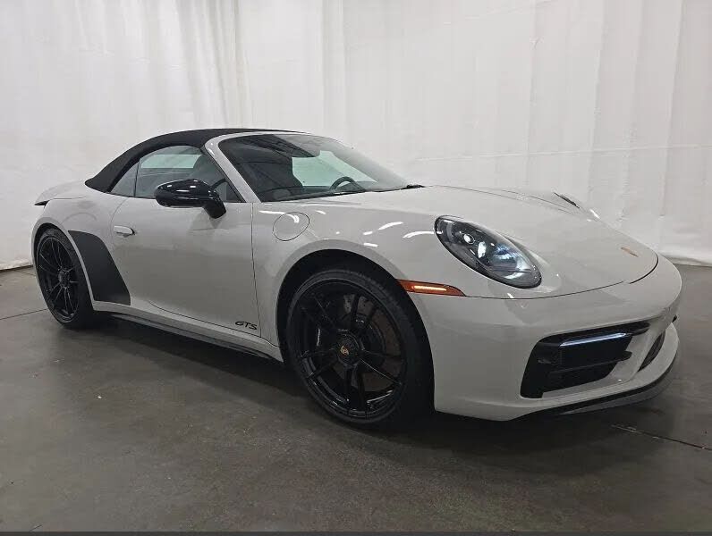 2022 PORSCHE 911