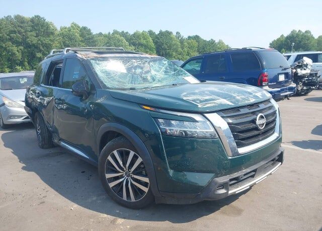 2024 NISSAN Pathfinder