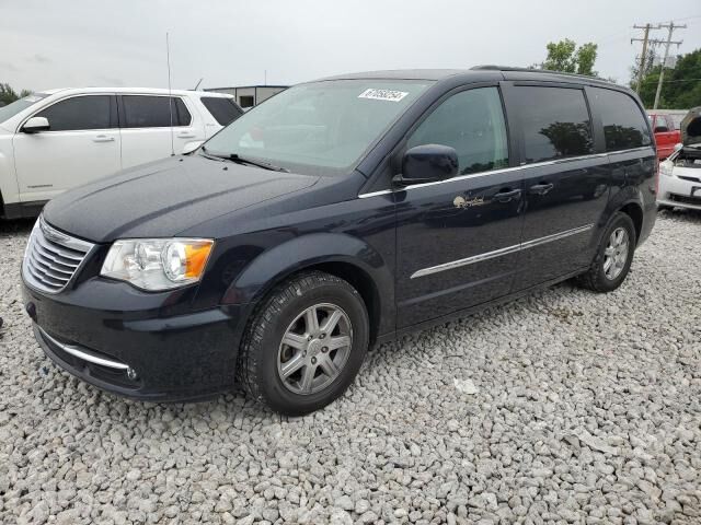 2011 CHRYSLER Town and Country