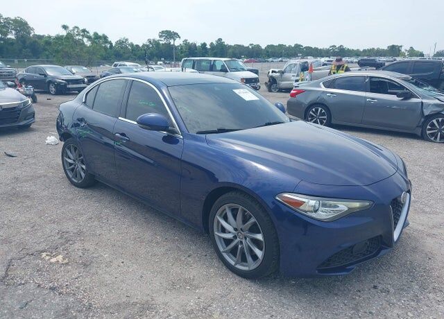 2017 ALFA ROMEO Giulia