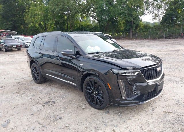 2021 CADILLAC XT6