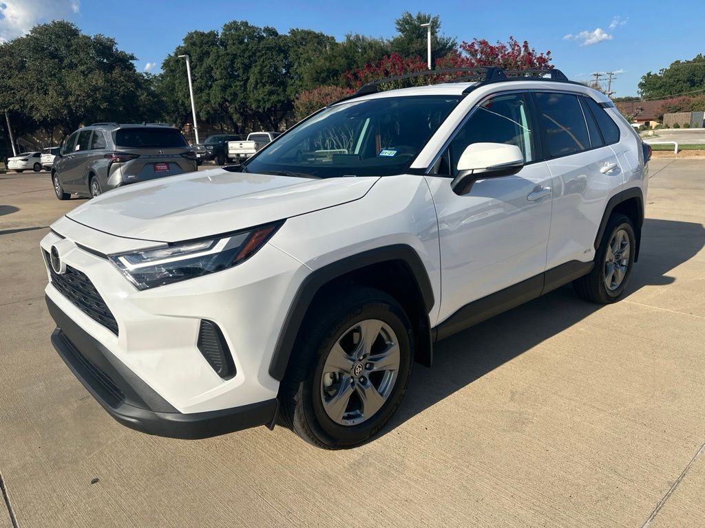2025 TOYOTA RAV4