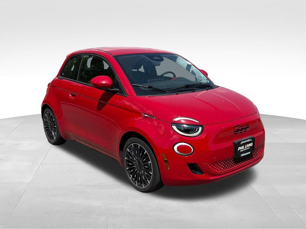 2024 FIAT 500e