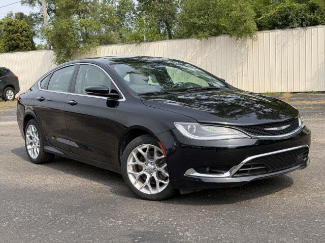 2015 CHRYSLER 200