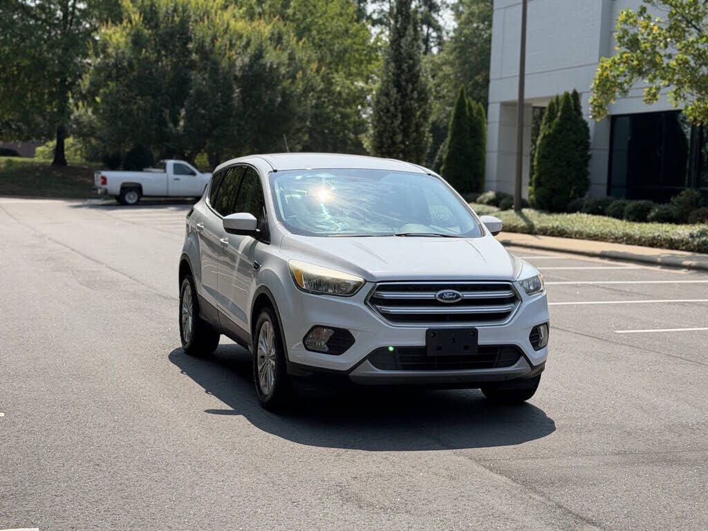 2017 FORD Escape
