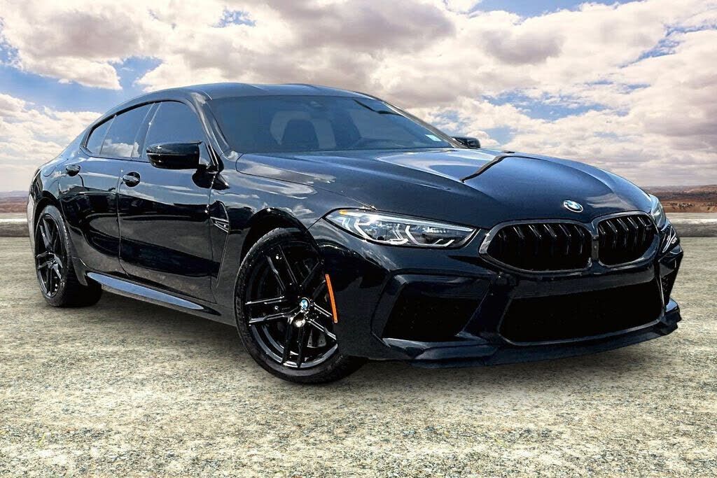 2021 BMW M8