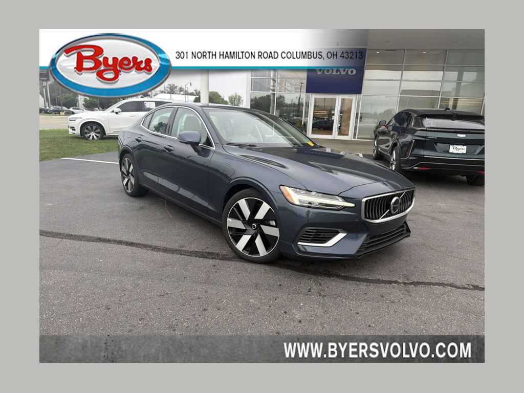 2023 VOLVO S60