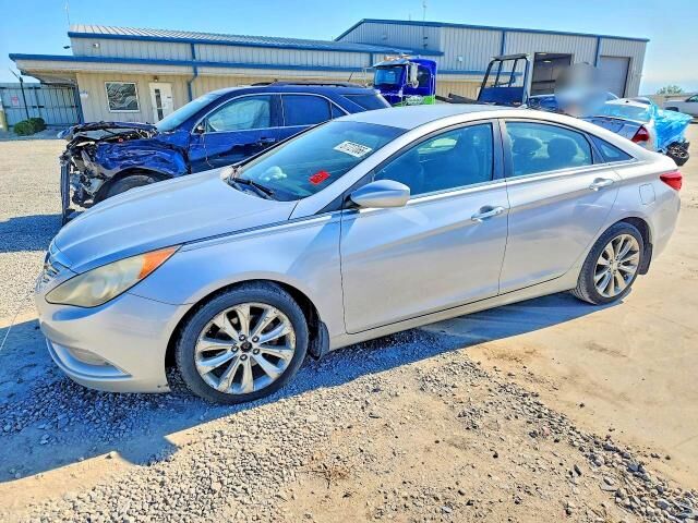 2011 HYUNDAI Sonata