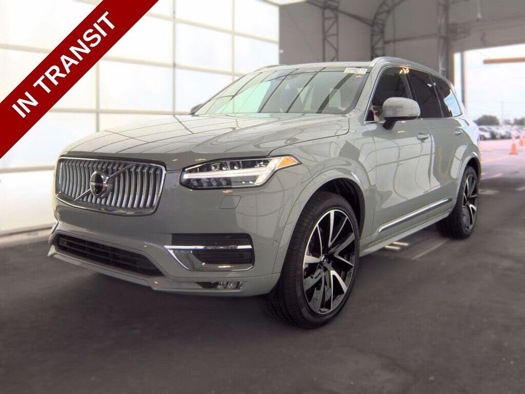 2025 VOLVO XC90