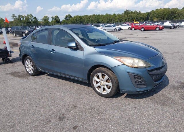 2011 MAZDA Mazda3