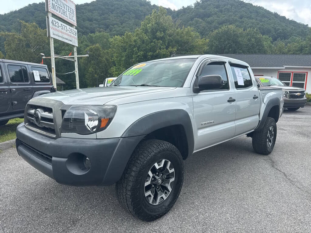 2010 TOYOTA Tacoma